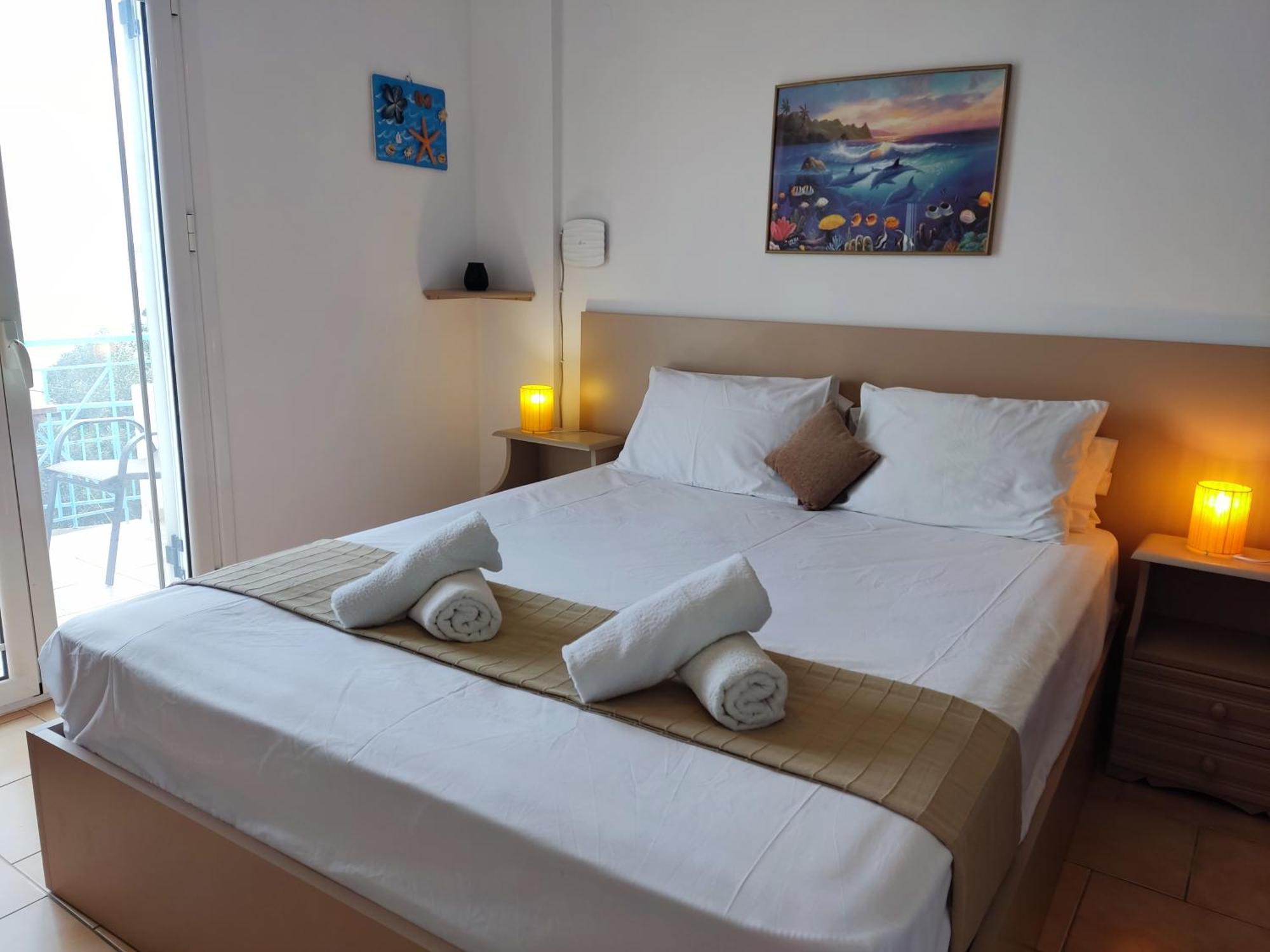 Coral Villas Kómboi Exterior foto